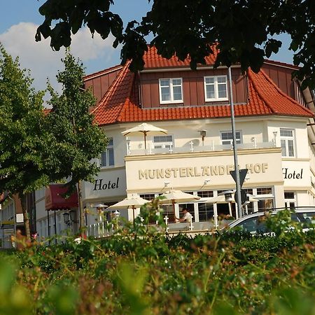 Muensterlaender Hof Hotel คลอปเพนบวร์ก ภายนอก รูปภาพ