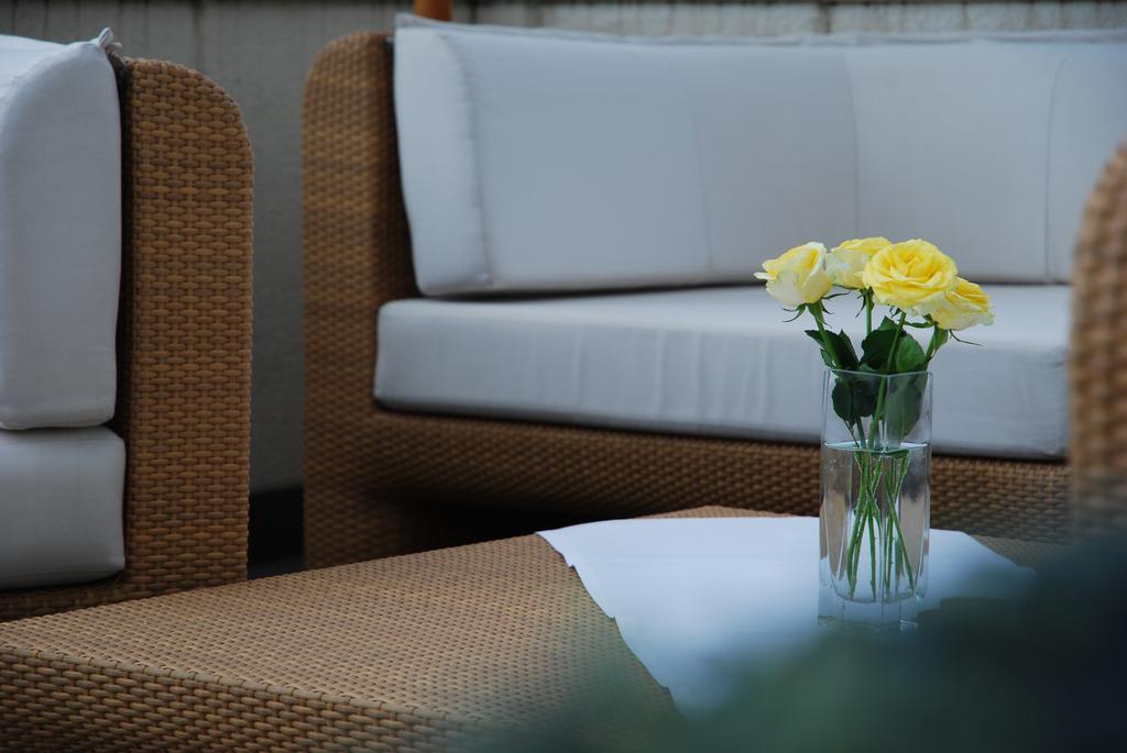 Muensterlaender Hof Hotel คลอปเพนบวร์ก ภายนอก รูปภาพ
