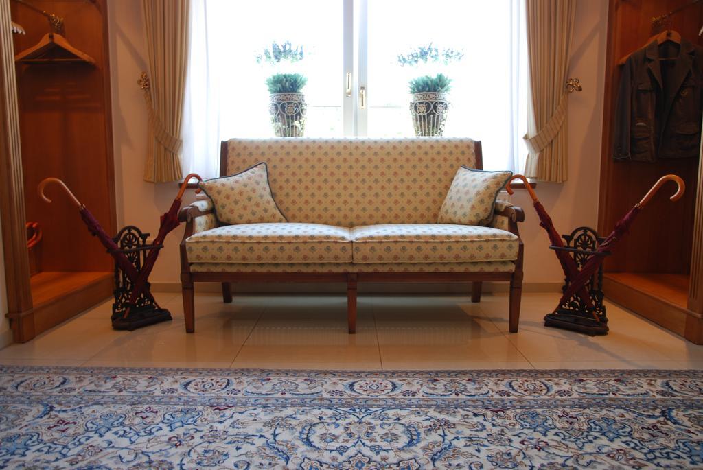 Muensterlaender Hof Hotel คลอปเพนบวร์ก ภายนอก รูปภาพ